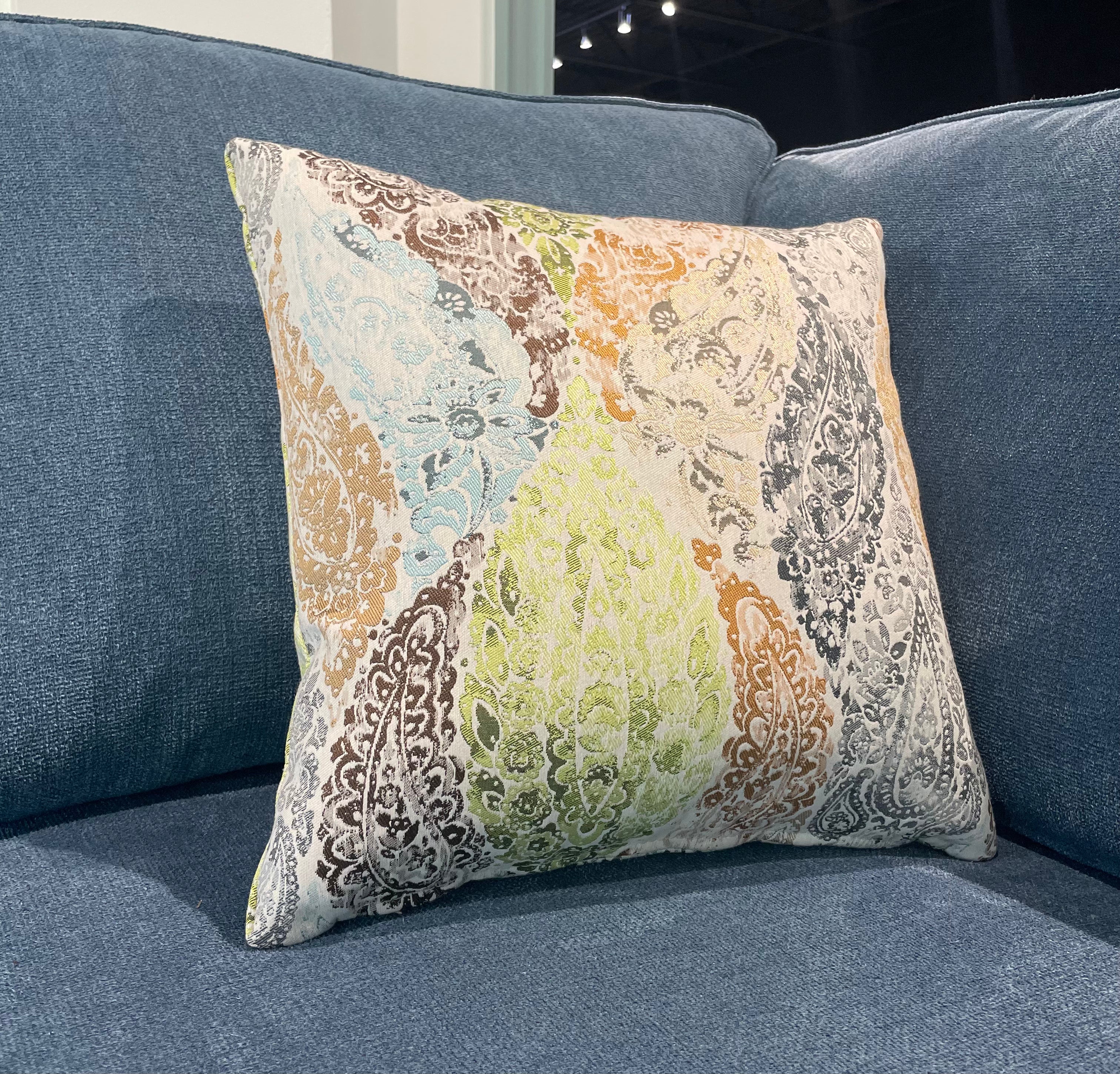 Pattern 18” x 18” Toss Pillows (Set of 2)