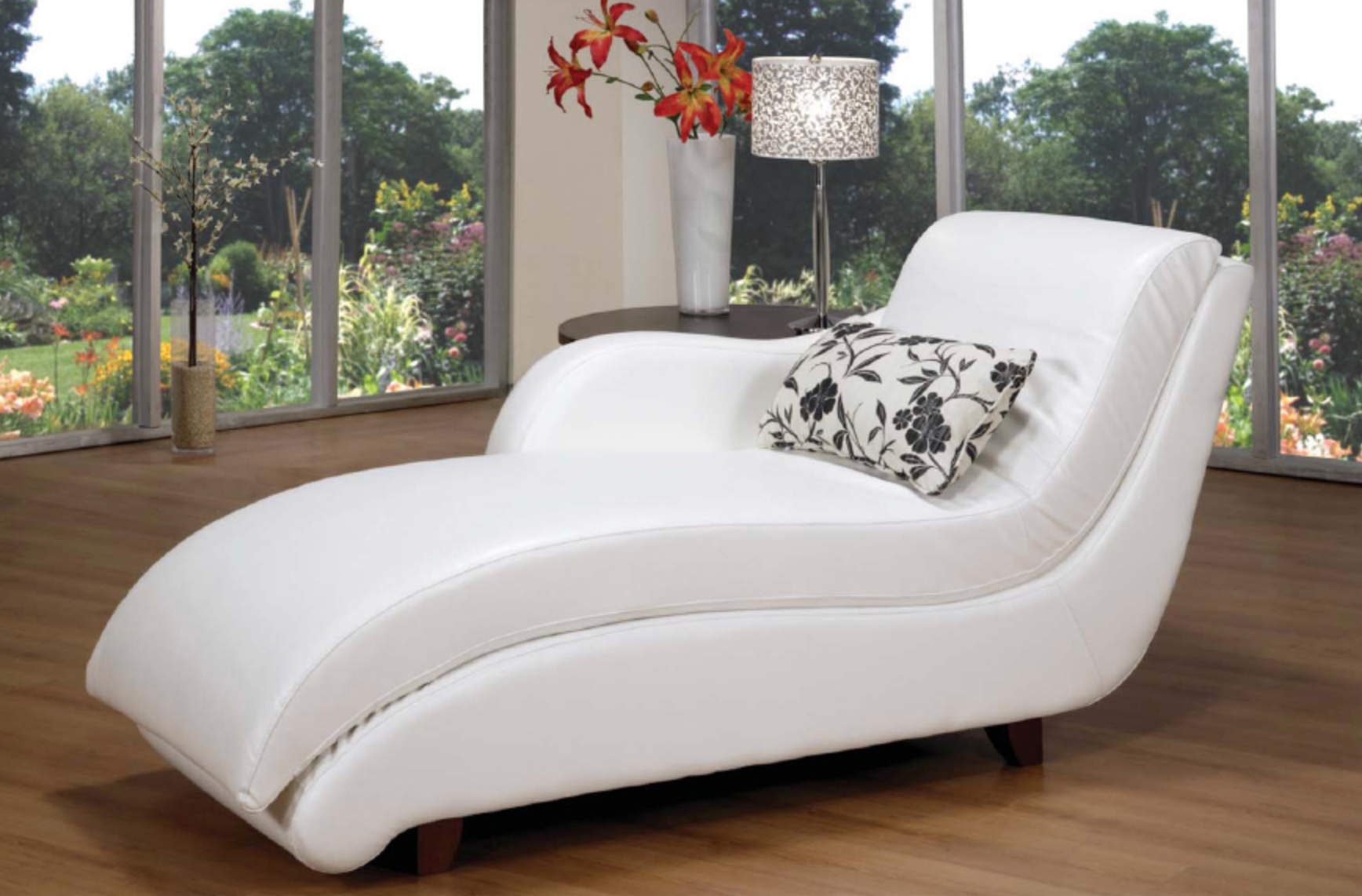 Donato Chaise - Canadian Furniture