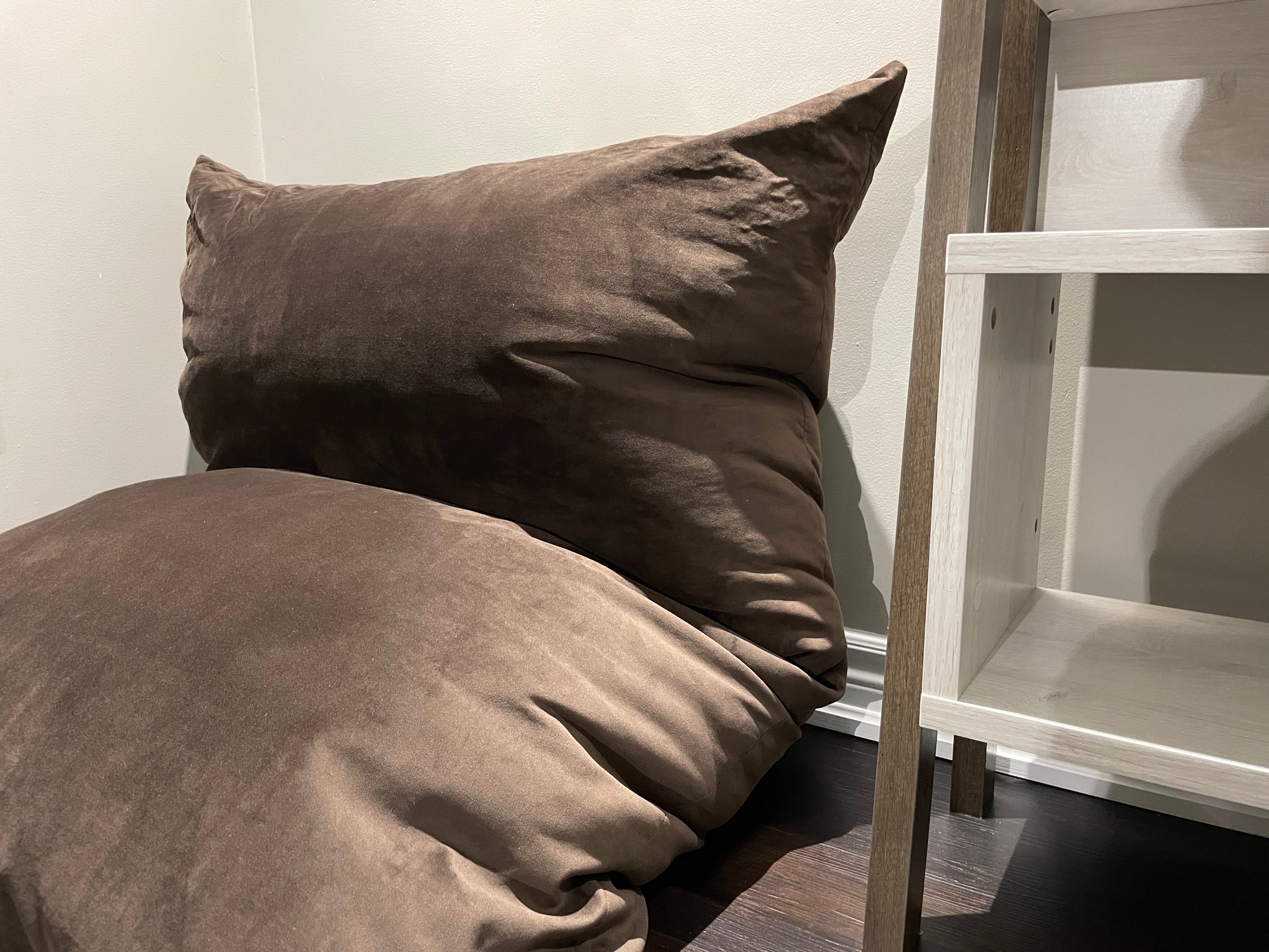 The Cocoon - Canadian Furniture